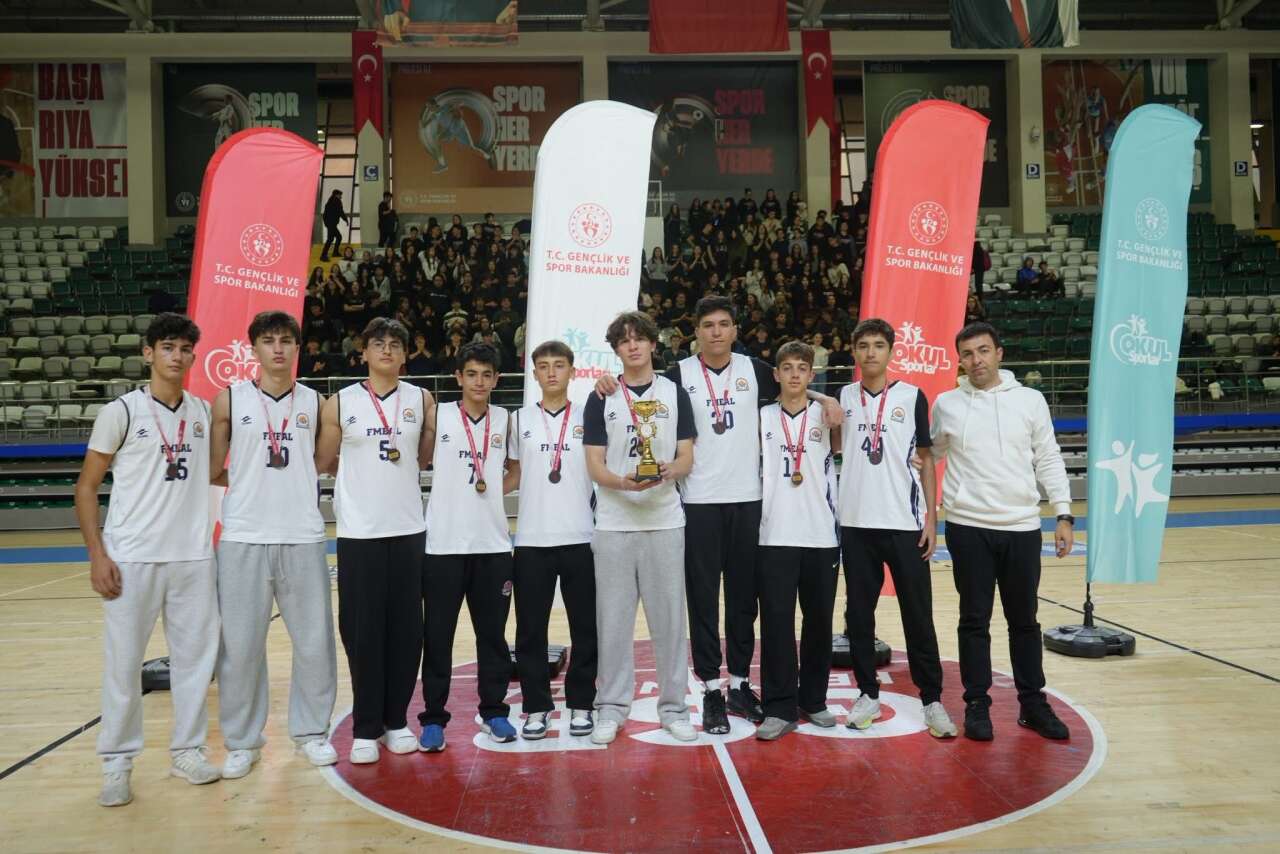 Muğla’da Okul Sporları Basketbol İl Birinciliği Ödüllerle Taçlandı 5